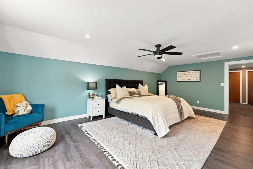 More Photos Of 8127 Chippewa Hwy, Bear Lake Hotel For Sale