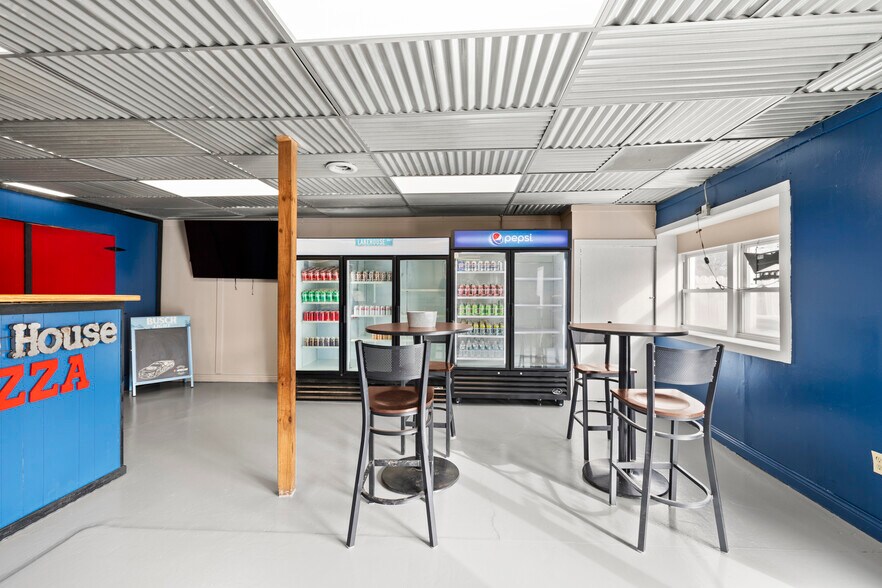 More Photos Of 51 N Liberty St, Alexandria Restaurant For Sale