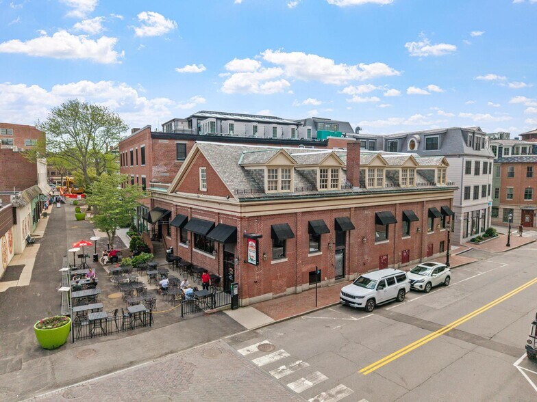 More Photos Of 172 Hanover St, Portsmouth Restaurant For Sale