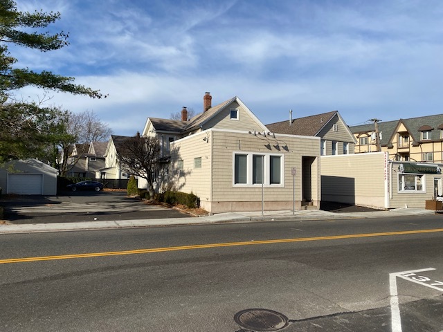 Primary Photo Of 285 Post Ave, Westbury Storefront Retail Office For Sale