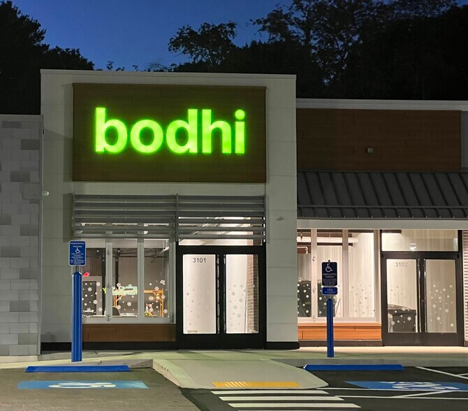 More Photos Of 380 Maple Ave, Shrewsbury Unknown For Lease