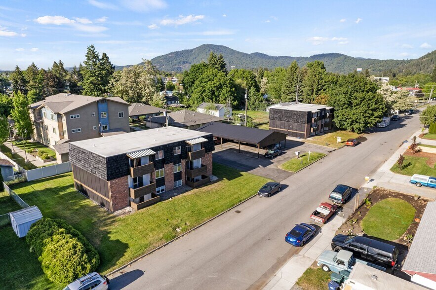 More Photos Of 107 E Hattie Ave, Coeur d'Alene Multifamily For Sale
