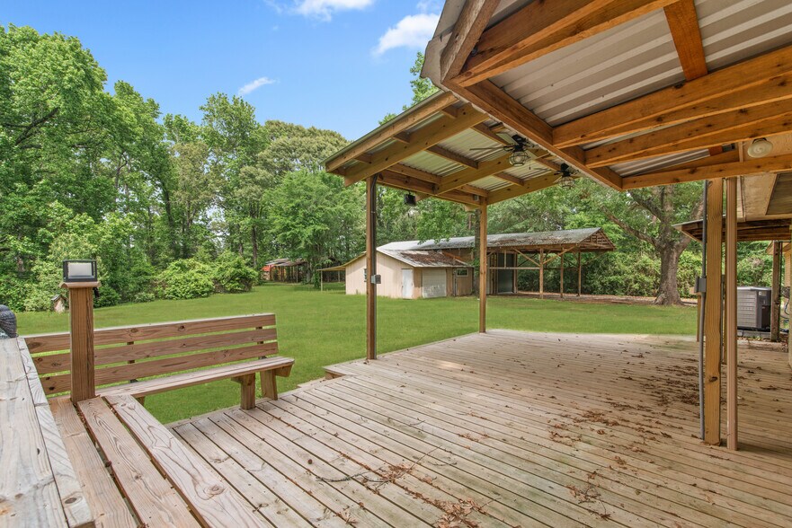 More Photos Of 18222 W FM 1097 Rd, Montgomery Flex For Lease