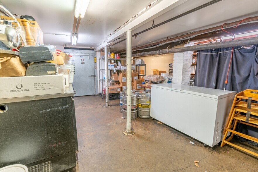 More Photos Of 30 S La Grange Rd, La Grange Restaurant For Sale