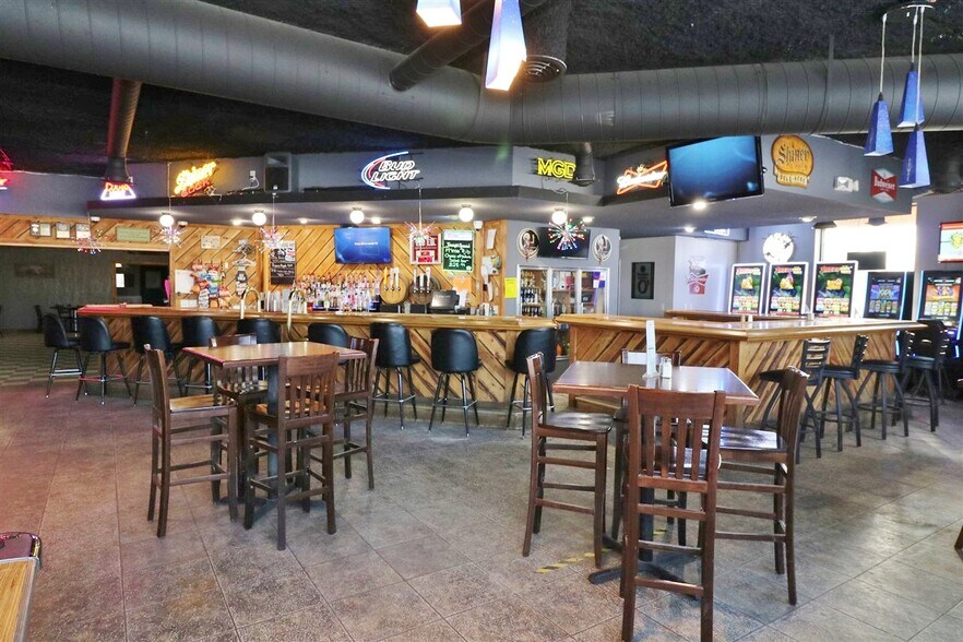 More Photos Of 121 S Main St, Tioga Restaurant For Sale