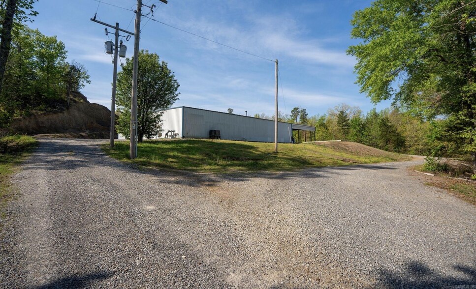 More Photos Of 119 Gemar, Pangburn Industrial For Sale