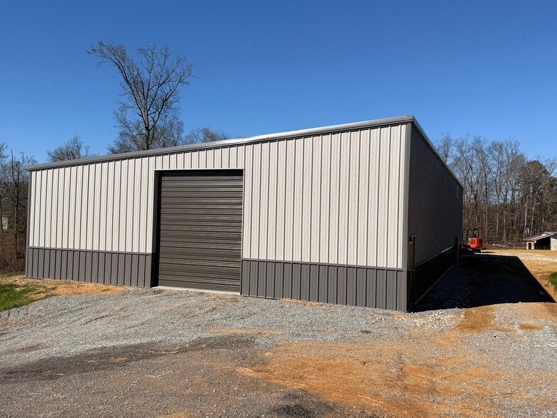 Primary Photo Of 347 Rymer Rd, Chatsworth Warehouse For Lease