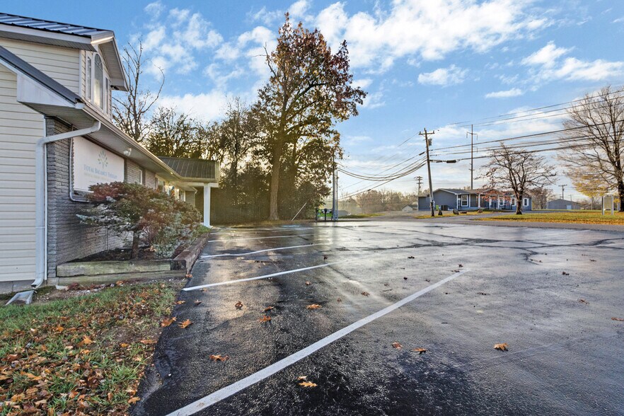 More Photos Of 129 Walker Hill, Crossville Freestanding For Sale