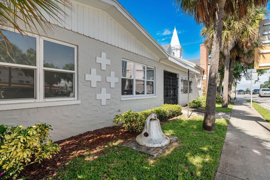 More Photos Of 1824 S Harbor City Blvd, Melbourne Religious Facility For Sale