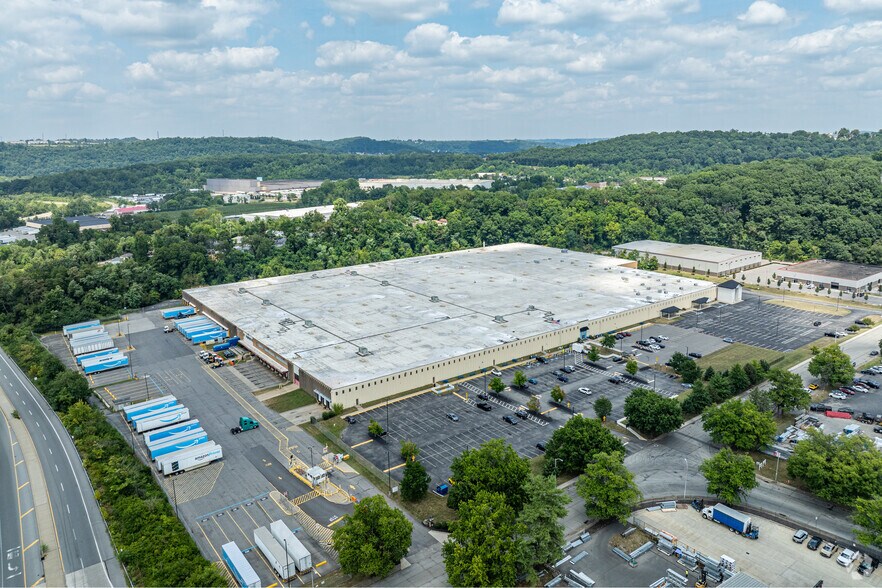 More Photos Of 2250 Roswell Dr, Pittsburgh Distribution For Lease