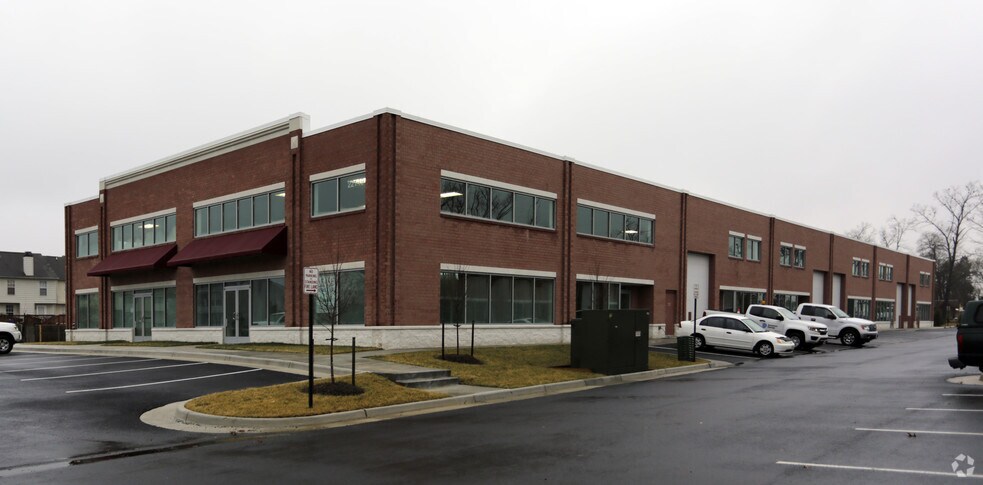 More Photos Of 22149 Davis Dr, Sterling Light Distribution For Lease