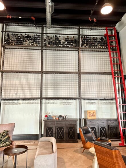 More Photos Of 23 W 1st St, Edmond Storefront Retail Office For Lease