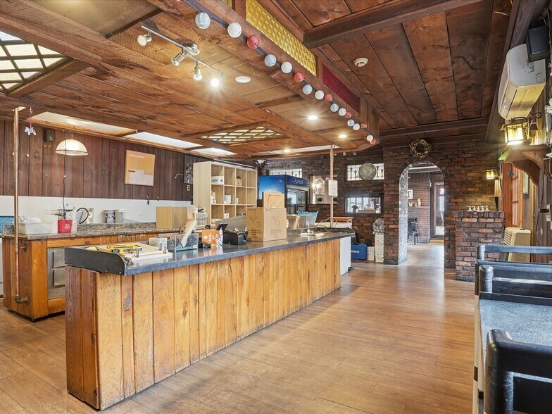 More Photos Of 1874 Route 611, Mount Pocono Restaurant For Sale