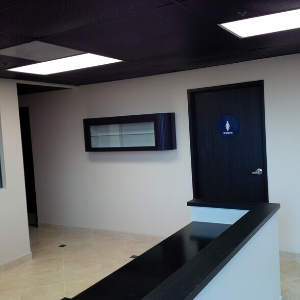 More Photos Of 328 Malbert Rd, Perris Manufacturing For Lease