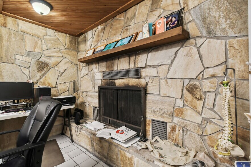 More Photos Of 10129 Little Rd, New Port Richey Medical For Sale