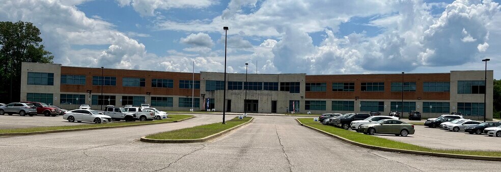 More Photos Of 2800 Grays Creek Dr., Arlington Warehouse For Sale