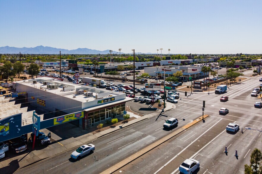 More Photos Of 5045 W Indian School Rd, Phoenix Freestanding For Lease