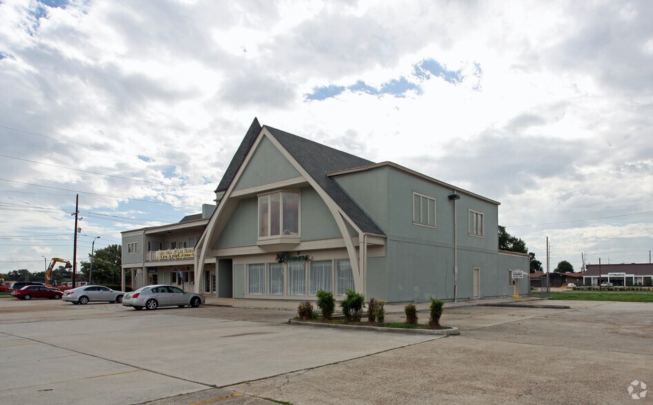 More Photos Of 2901 General Degaulle Blvd, New Orleans Medical For Lease