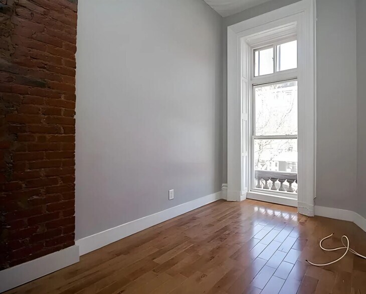 More Photos Of 1076 Dean St, Brooklyn Apartments For Sale