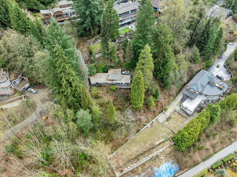 More Photos Of 7356 Braeside Dr, Burnaby Land For Sale