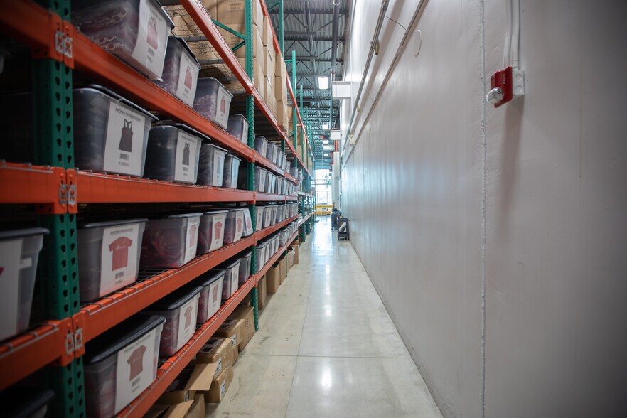 More Photos Of 10151 NW 67th St, Tamarac Distribution For Sale