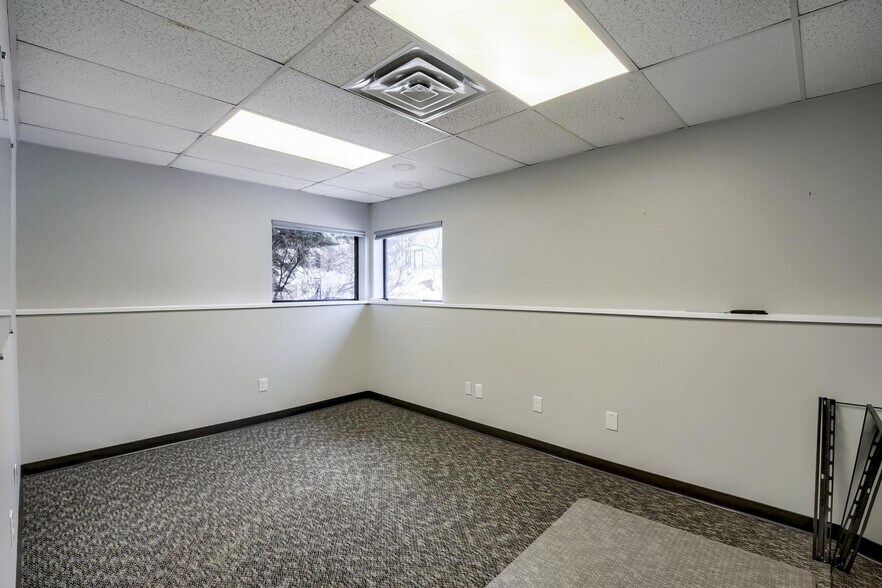 More Photos Of 19316 Goddard Ranch Ct, Morrison Office For Sale