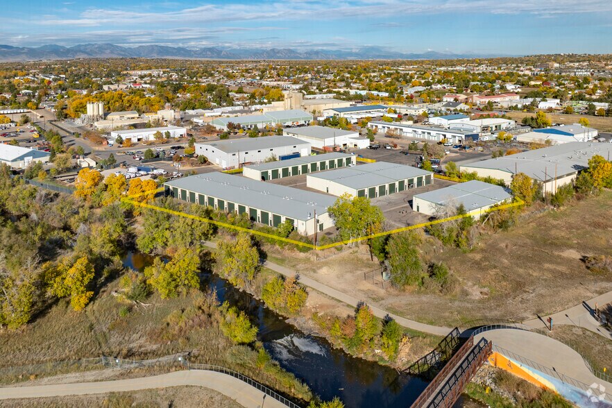 More Photos Of 6232 Beach St, Denver Warehouse For Lease
