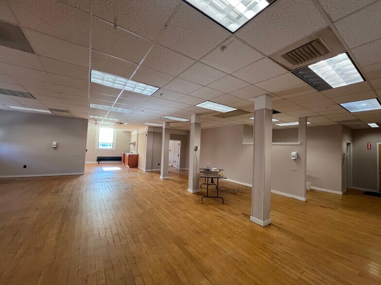 More Photos Of 15 York St, Biddeford Multifamily For Sale