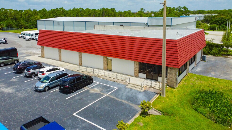 More Photos Of 1445 Cox Rd, Cocoa Light Distribution For Lease