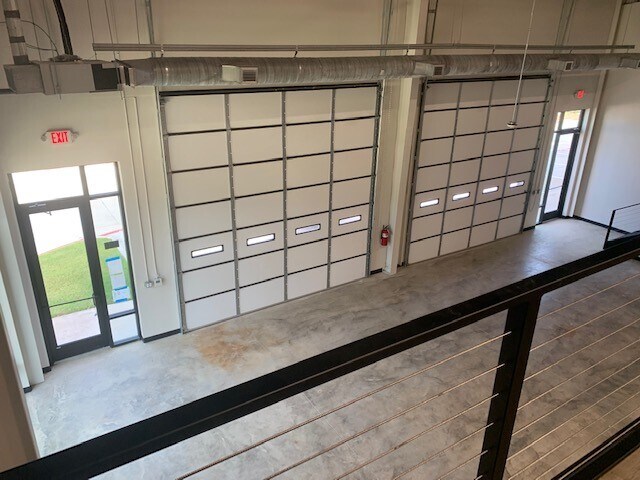 More Photos Of 1741 N Highway 377, Roanoke Showroom For Lease