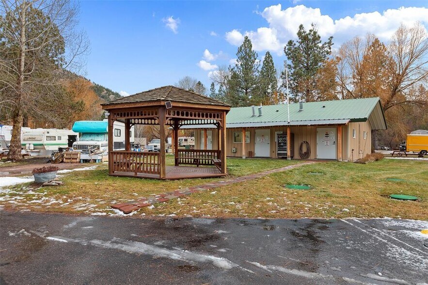 More Photos Of 13505 Turah Rd, Missoula Trailer Camper Park For Sale