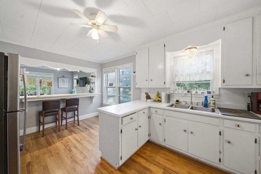 More Photos Of 1650 Dusty Rd, Newberry Winery Vineyard For Sale