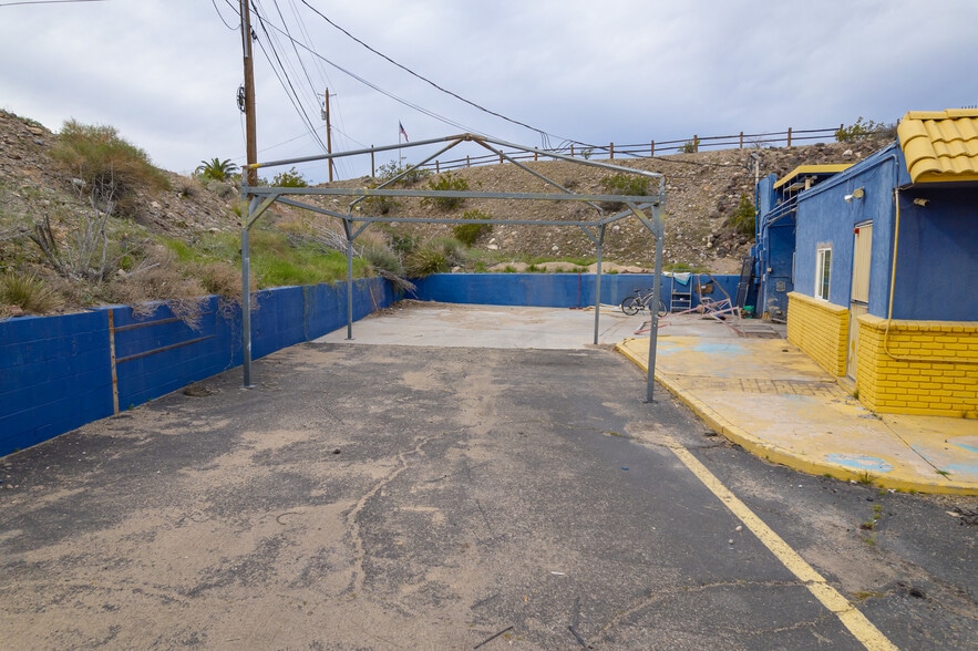 More Photos Of 1770 Highway 95, Bullhead City Specialty For Sale