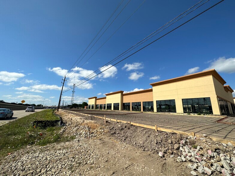 More Photos Of 25414 Northwest Fwy, Cypress Unknown For Lease