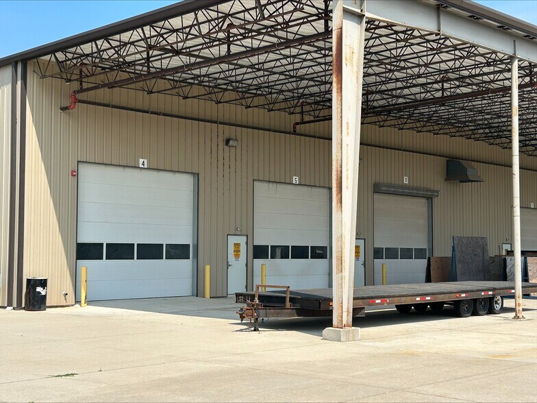 More Photos Of 7805 SR-9, Plant B, Howe Industrial For Sale