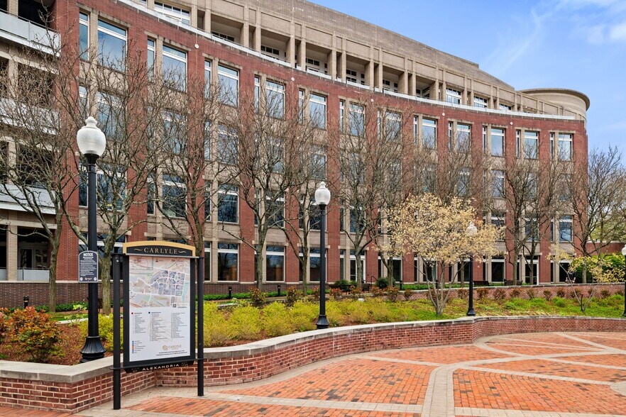 More Photos Of 2000 Duke St, Alexandria Office For Sale