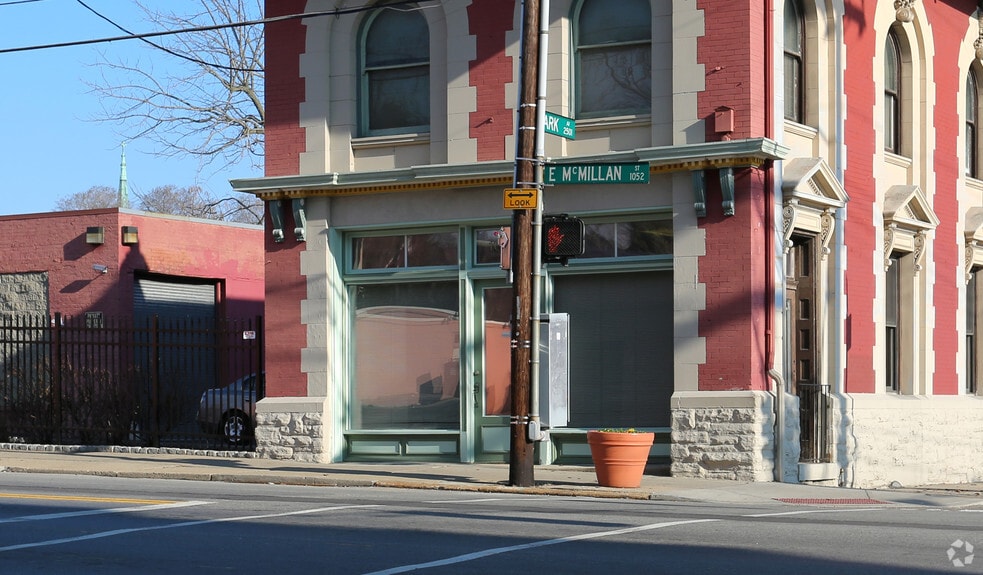 More Photos Of 1050 E McMillan St, Cincinnati Office For Sale