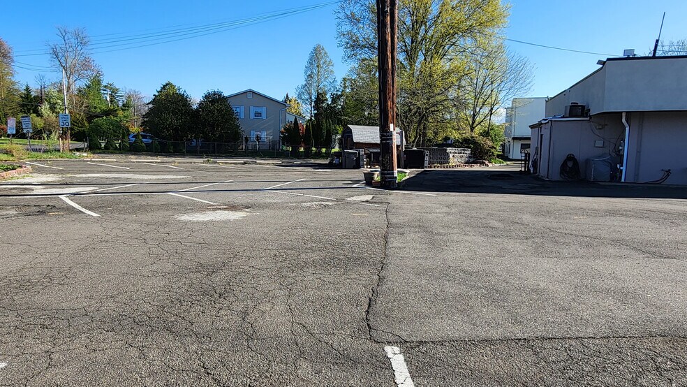 More Photos Of 4 Route 303, Tappan Restaurant For Sale