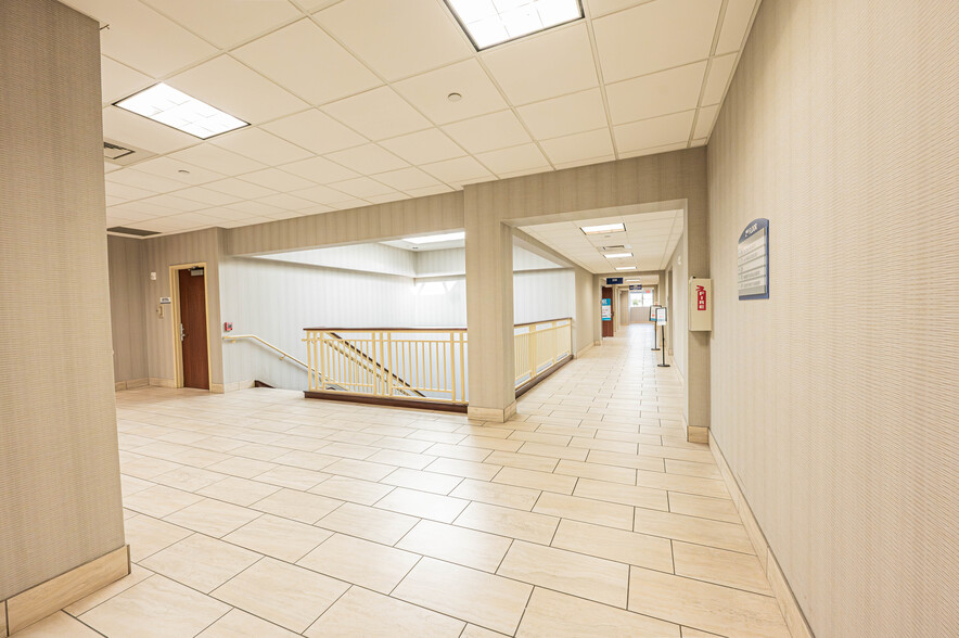 More Photos Of 7200 W Cathedral Rock Dr, Las Vegas Medical For Sale