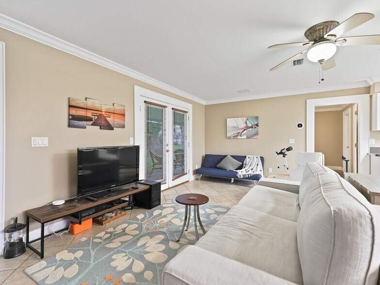 More Photos Of 12730 E Highway 25, Ocklawaha Specialty For Sale