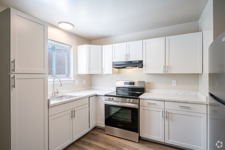 More Photos Of 420 S 21st Ave, Hopewell Apartments For Sale