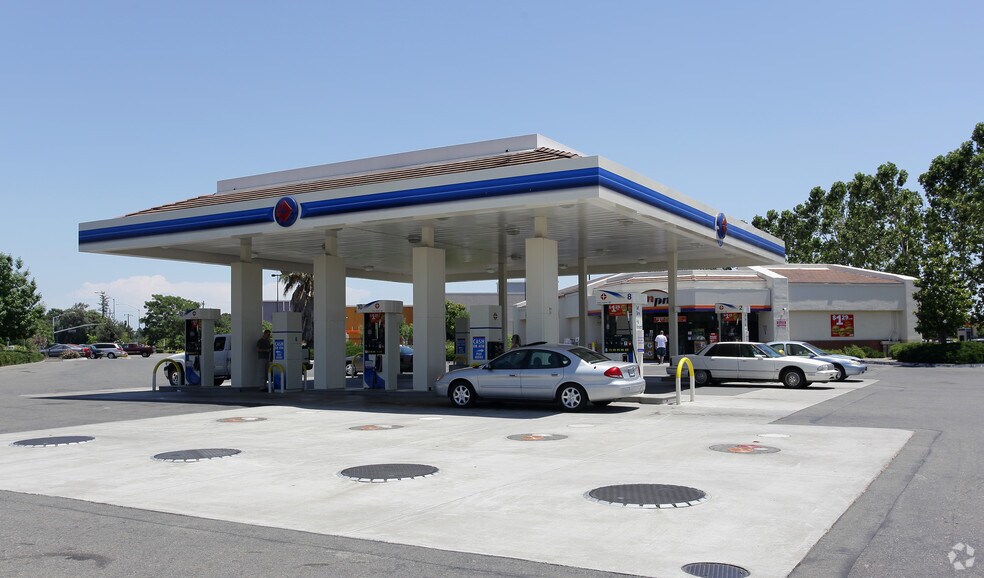 More Photos Of Riverpoint Cir @ Reed Avenue, West Sacramento Unknown For Lease