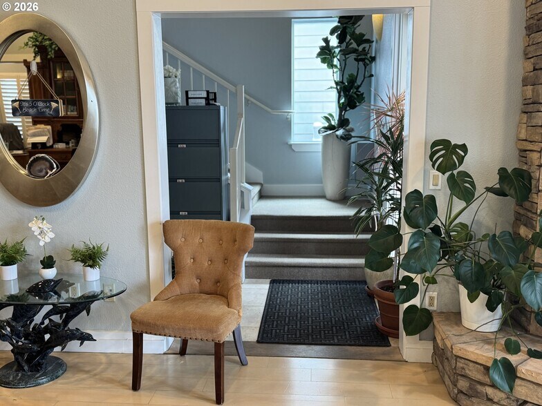 More Photos Of 937 Chetco Ave, Brookings Office Residential For Sale