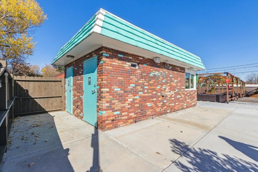 More Photos Of 6875 W 38th Ave, Wheat Ridge General Retail For Lease