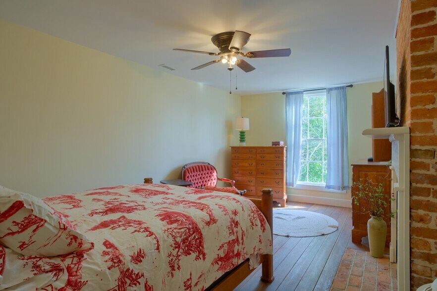 More Photos Of 6266 Richlands Hwy, Richlands Specialty For Sale