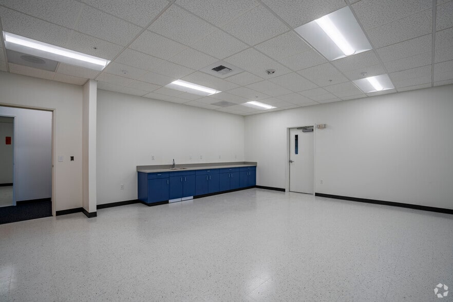 More Photos Of 8800 Boomtown Garson Rd, Verdi Warehouse For Lease