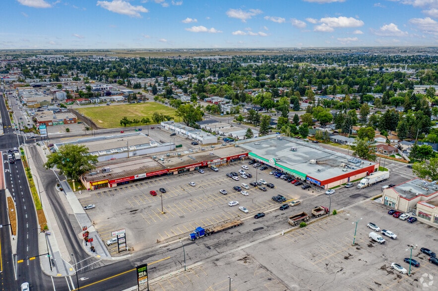 More Photos Of 3211-3235 17 Av SE, Calgary General Retail For Lease