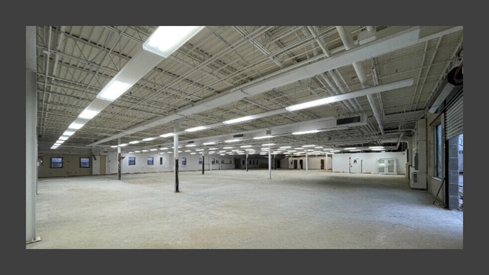 More Photos Of 1 Alexander Pl, Glen Cove Warehouse For Sale