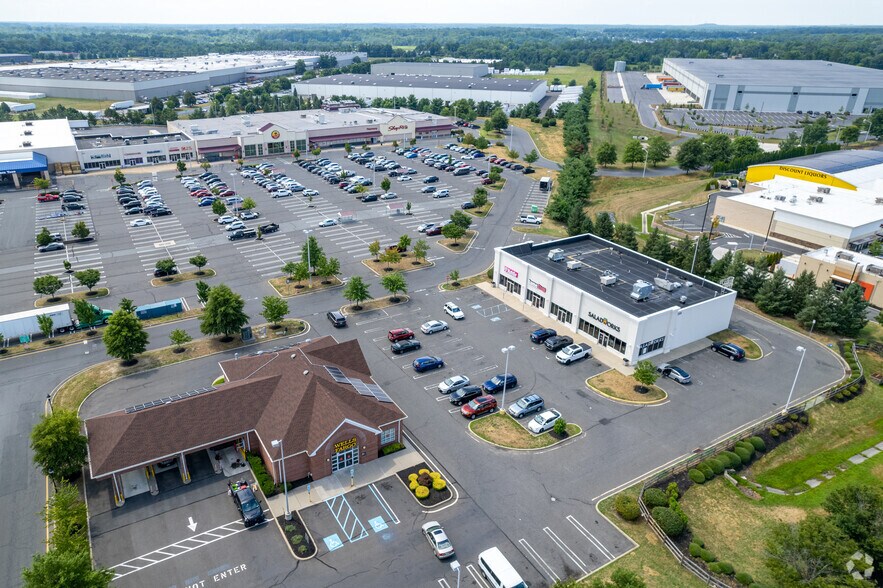 More Photos Of 1520-1522 Route 38, Lumberton Unknown For Lease