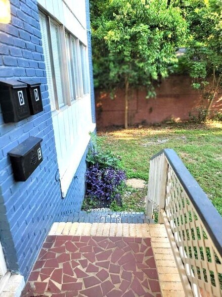More Photos Of 917 Oakview Ave, Columbus Apartments For Sale